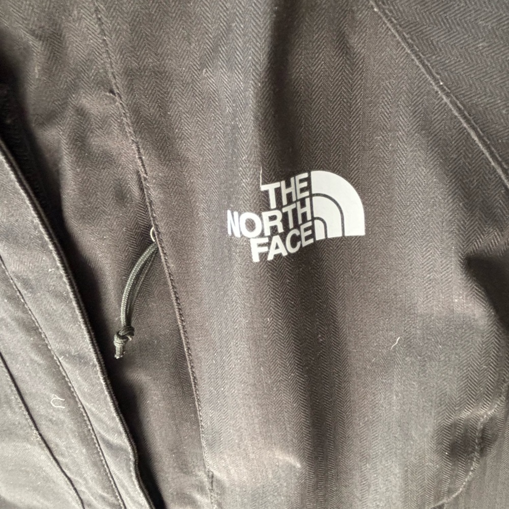 The North Face winter jacket - Picture 5 of 14